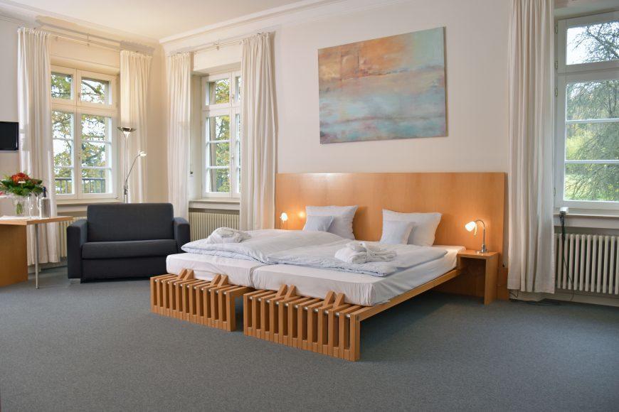 Robert-Schuman-Haus Hotel Trier Bagian luar foto